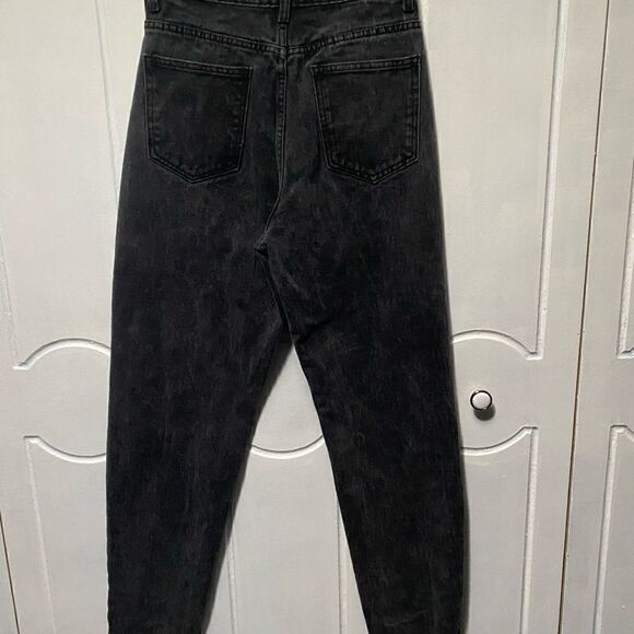 PrettyLittleThing Black High Rise Mom Jeans Size 4 - Picture 4 of 7